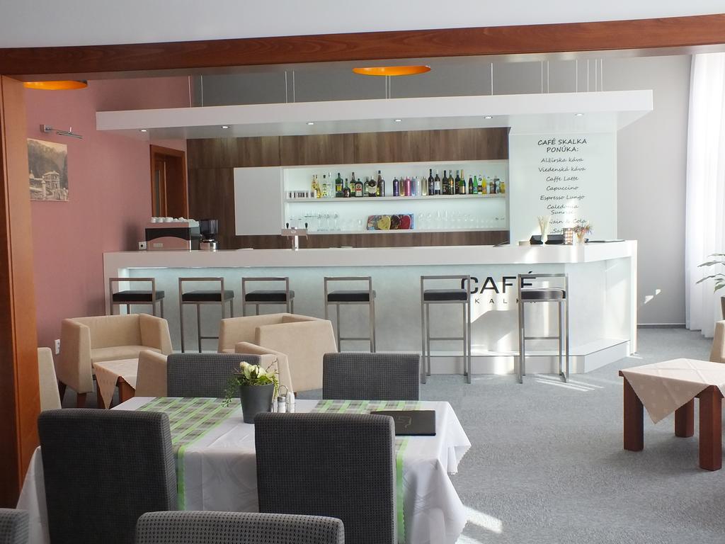 Hotel Skalka Rajecfürdő Kültér fotó