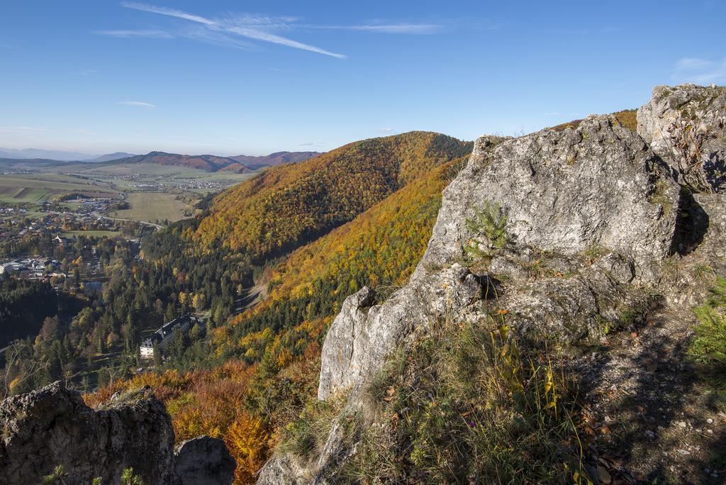 Hotel Skalka Rajecfürdő Kültér fotó